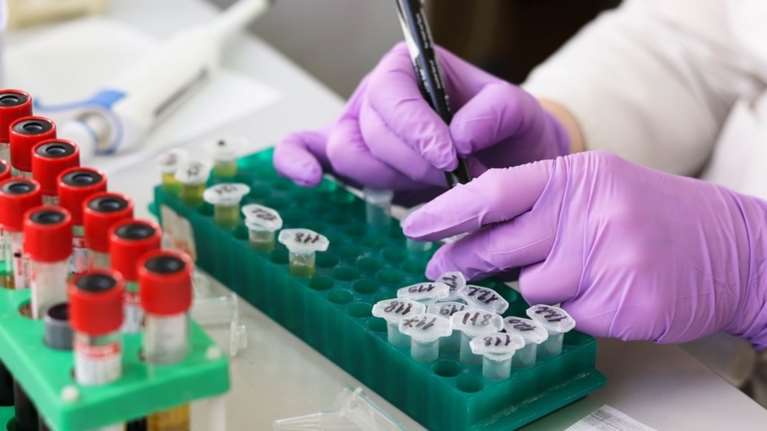 Θάνατος 8χρονου: Στην Αγγλία θα λυθεί ο γρίφος της διφθερίτιδας