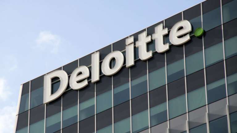 Deloitte: Αισιόδοξοι οι Έλληνες CFOs για τις οικονομικές προοπτικές