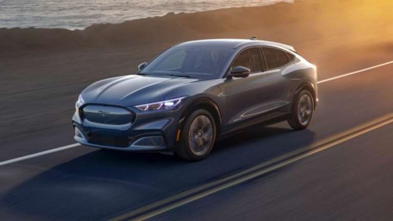 LA Auto Show 2019: Ηλεκτροκίνητα «διαμάντια» σε 4 τροχούς