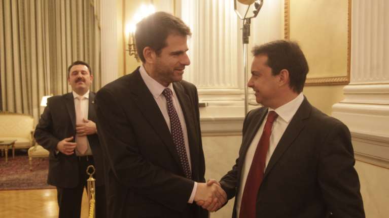 Κοτταρίδης - Πιταράς στο πρωινό της ΕΡΤ: Πόσο θα κοστίζει ανά ημέρα