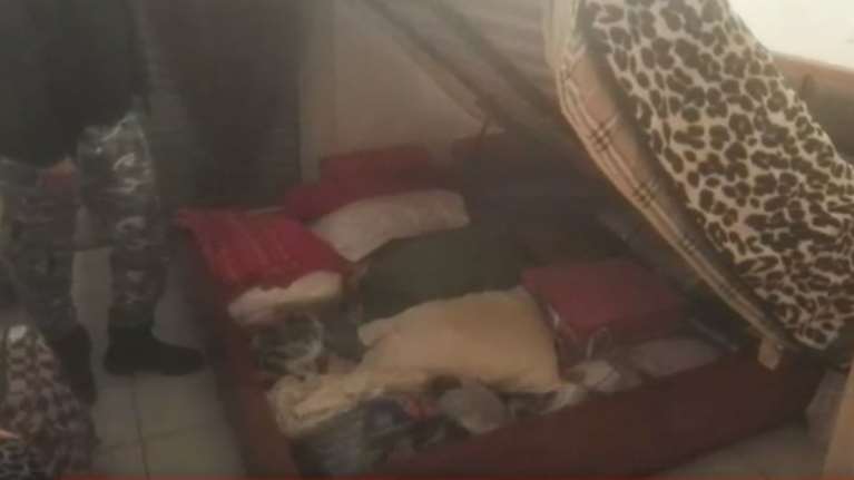 Ιλιον: Αυτό είναι το μπαούλο που παγιδεύτηκε το μικρό αγόρι