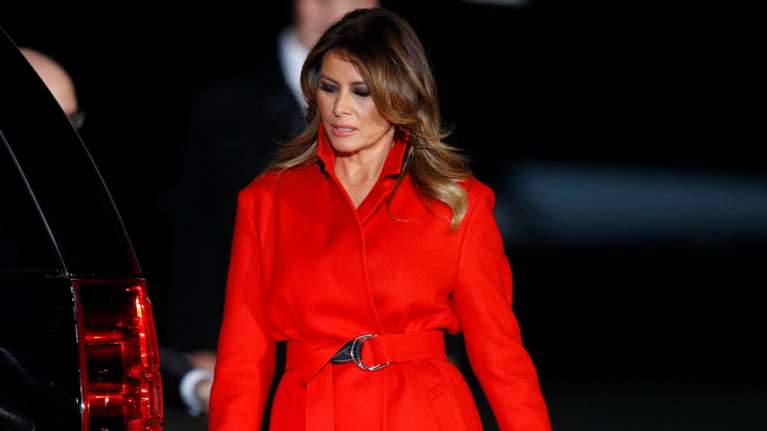 Μελάνια Τραμπ: Το τελευταίο &quot;γράμμα&quot; της στους Αμερικανούς ενώ πακετάρει οικογενειακά αντικείμενα στον Λευκό Οίκο