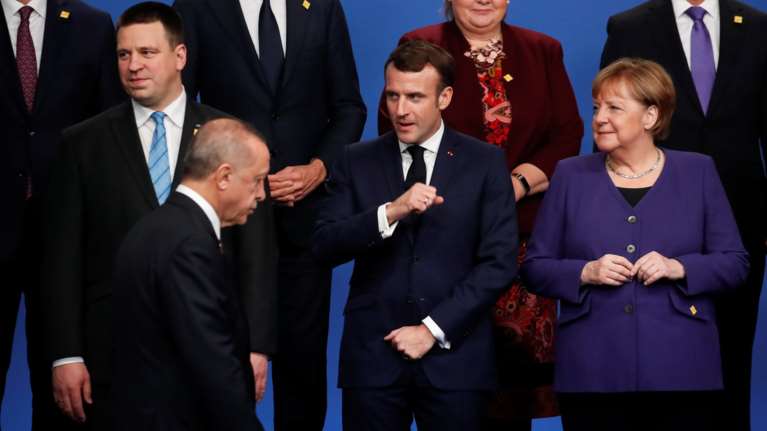 Μακρόν σε Ερντογάν: Σεβάσου τα ελληνικά κυριαρχικά διιαιώματα