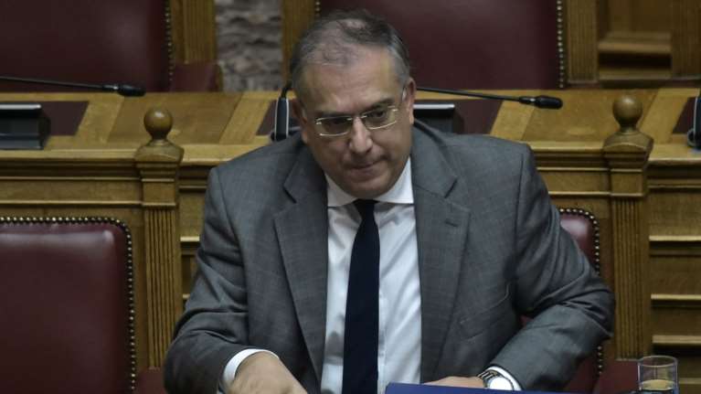 Ψήφος αποδήμων: 340.000 νέοι ψηφοφόροι στις επόμενες εκλογές