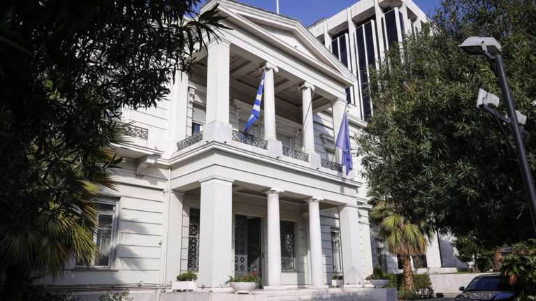 ΥΠΕΞ: Η συμφωνία που υπέγραψε ο Ερντογάν  με τη Λιβύη «δεν έχει καμία αξία»