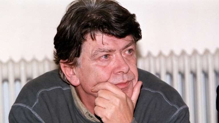 Ο Δήμος Μούτσης κατήγγειλε βασανιστήρια στο ΑΤ Εξαρχείων - Τι απαντά η ΕΛΑΣ