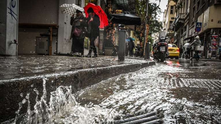Εκτακτο Δελτίο ΕΜΥ: Bροχές, καταιγίδες και θυελλώδεις άνεμοι