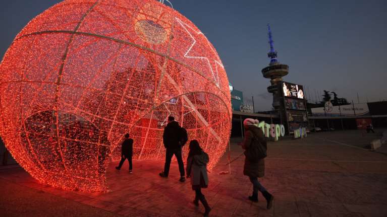 Ποιά Αθήνα; Δείτε τον &quot;μαγικό&quot; στολισμό της Θεσσαλονίκης