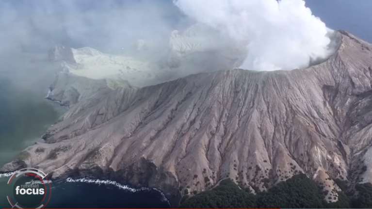 Ν. Ζηλανδία: Συγκλονιστικό βίντεο διάσωσης από το ηφαίστειο