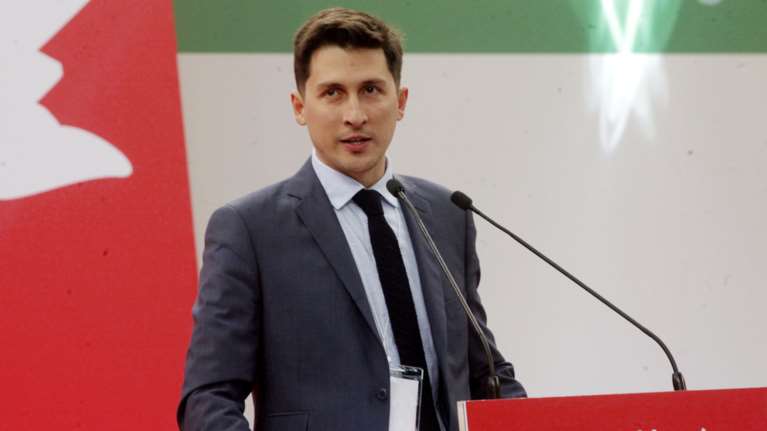 «Καρφιά» Χρηστίδη για την κυβερνητική επιδότηση κατά του brain drain