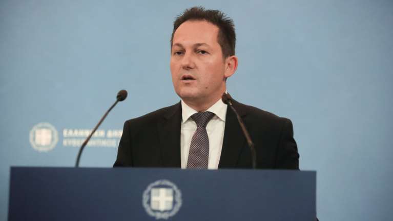 Aντεπίθεση Πέτσα: Επί ΣΥΡΙΖΑ έγιναν 262 καταγγελίες για αυθαιρεσία της ΕΛΑΣ