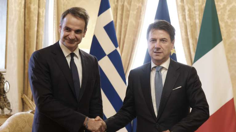 Η Ιταλία στηρίζει την Ελλάδα στο θέμα της ΑΟΖ- Δηλώσεις του Τζουζέπε Κόντε