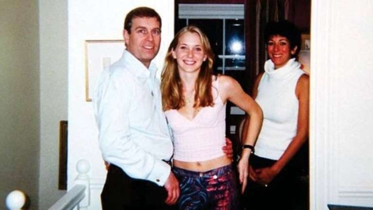 Φοβάται για τη ζωή της η σκλάβα του σεξ του Έπσταϊν: Αν πάθω κάτι...