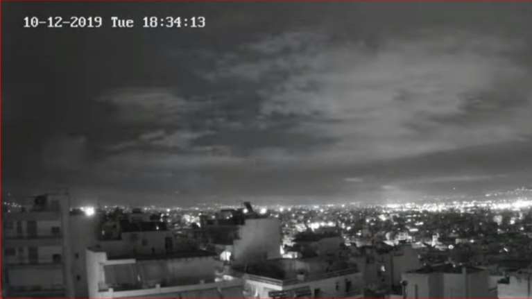 Η στιγμή που η «Διδώ» «χτυπάει» την Αθήνα