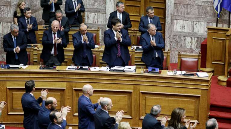 Ιστορική πλειοψηφία για την ψήφο των αποδήμων με 288 "ναι"