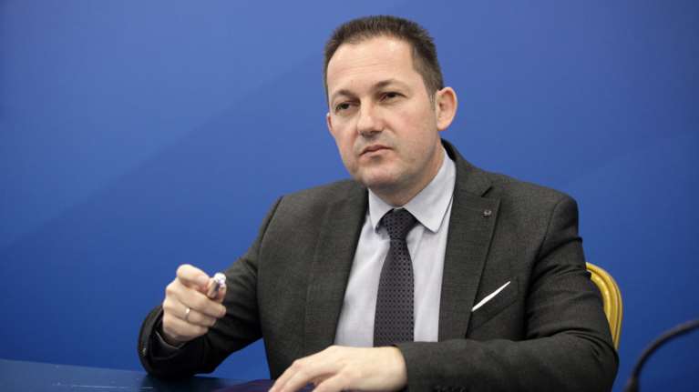 Πέτσας για ελληνοτουρκικά: Θέλουμε ευρύτερη ευρωπαϊκή ομπρέλα στήριξης