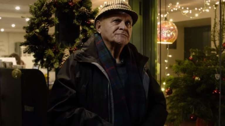 Μία ιστορία αγάπης: Η πιο συγκινητική διαφήμιση Χριστουγέννων [βίντεο]