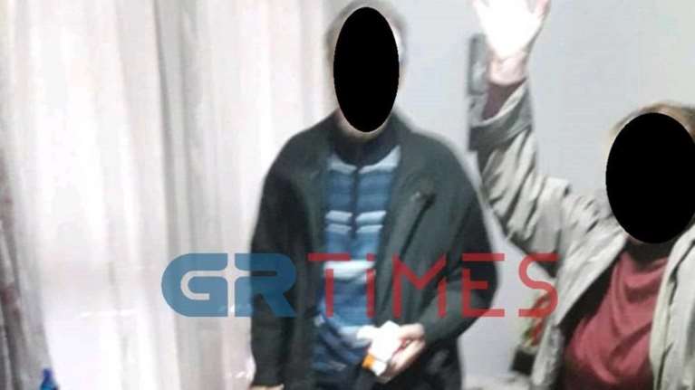 Στιγμές τρόμου για ηλικιωμένους -Ληστές με ρόπαλα και φτυάρια [εικόνες]