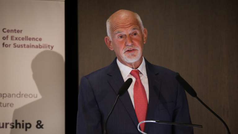 Συνεδρίαση ΚΙΝΑΛ χωρίς τον Γιώργο Παπανδρέου- Θα λείπει πάλι στο εξωτερικό