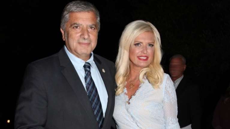 Ο Πατούλης ανάβει απόψε το δέντρο -Με Stavento και Μπάση