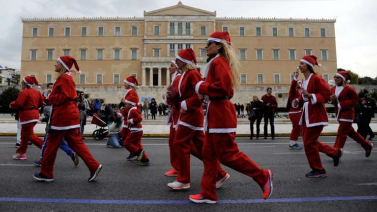 Κυκλοφοριακές ρυθμίσεις στην Αθήνα λόγω Santa Run