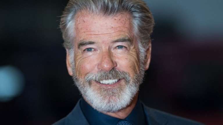 Ο Πιρς Μπρόσναν θα υποδυθεί τον βασιλιά στη νέα «Σταχτοπούτα»