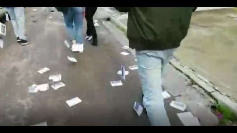 Τρικάκια έξω από το σπίτι του πρύτανη της ΑΣΟΕΕ