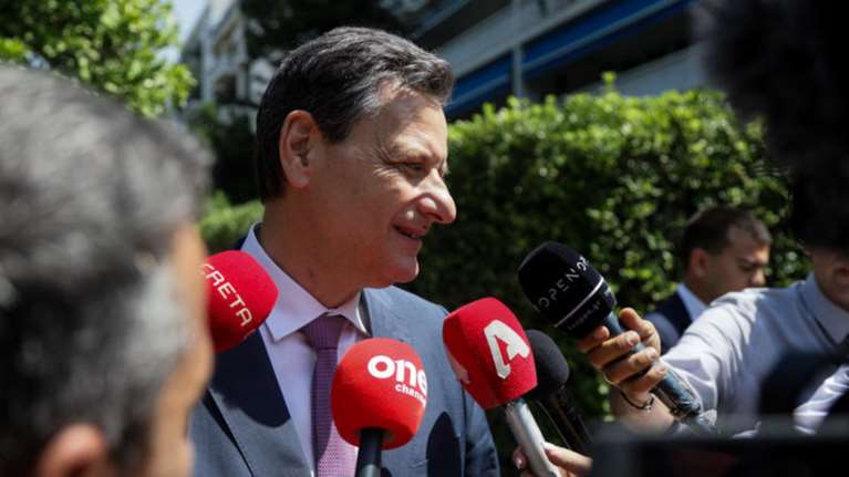 Παράθυρο για περαιτέρω μείωση του ΕΝΦΙΑ άφησε ο Σκυλακάκης