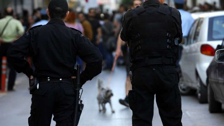 Νέα καταγγελία για αστυνομικό: Μου είπε «κατέβασε το παντελόνι σου»