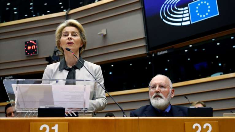 Επικοινωνία φον ντερ Λάιεν-Τραμπ και συνάντηση στις αρχές του '20