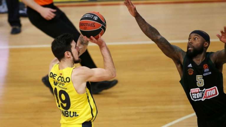 Euroleague: «Επρεπε να δοθεί φάουλ του Ράις στον Ντε Κολό!» [βίντεο]