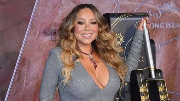 Η Μαράια Κάρεϊ φωταγώγησε το Empire State Building