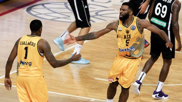 Eξαιρετική η ΑΕΚ, κέρδισε την Χάποελ -Πήρε και τη διαφορά