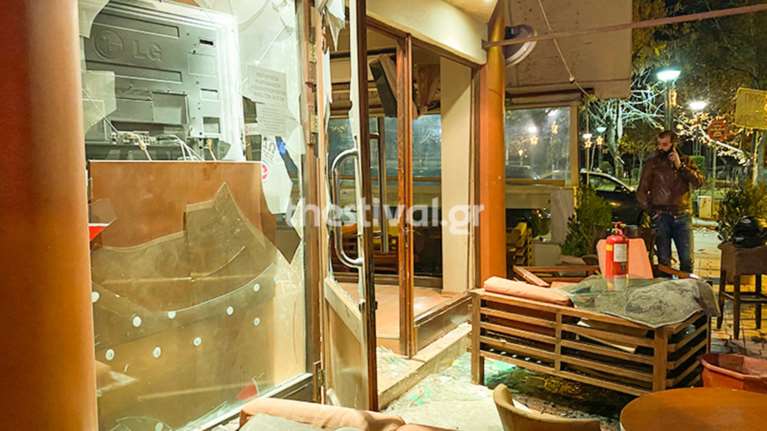 Θεσσαλονίκη: Άγρια συμπλοκή μεταξύ οπαδών τα ξημερώματα στην Καλαμαριά