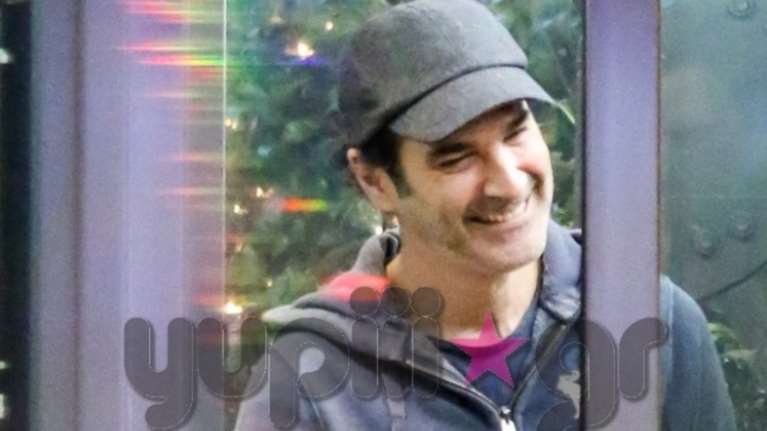 Ο Χριστόφορος Παπακαλιάτης γιορτάζει με τη Τζένη Μπαλατσινού [εικόνες]