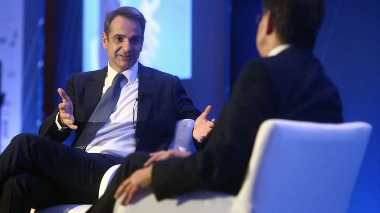 Bloomberg: «Εντυπωσιακές προσπάθειες Μητσοτάκη για ανάκαμψη»