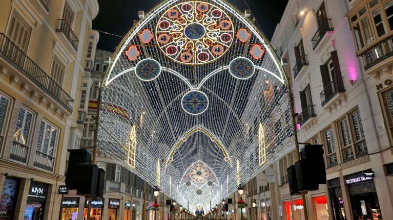 Χριστούγεννα 2019: Πόσα ξοδεύουμε &amp; τι αγοράζουμε