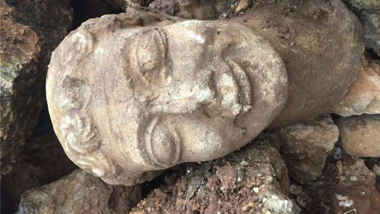 Αρχαιοκαπηλία: Βρέθηκε μοναδικής αρχαιολογικής αξίας Κούρος [εικόνες]