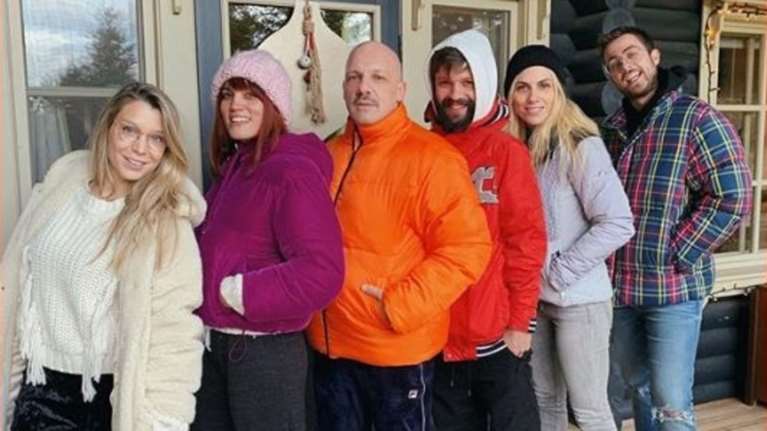 Τα βουνά πήραν Συνατσάκη, Μουτσινάς, Παπαδημήτριου