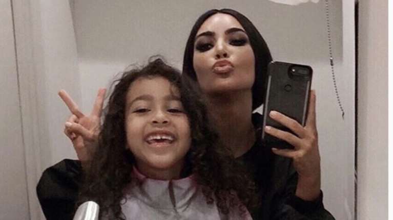 Το τζάκετ του Μάικλ Τζάκσον έγινε δώρο στην μικρή Καρντάσιαν