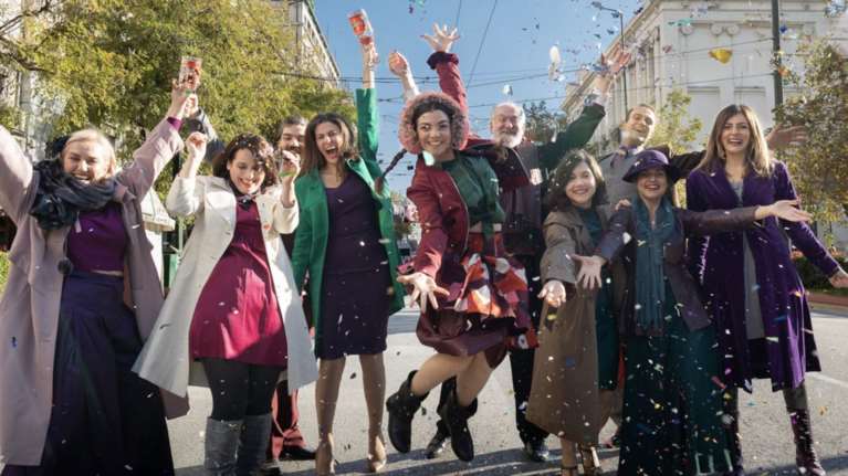 «Χριστουγεννιάτικα Θαύματα» στο Θέατρο Rex και στο κτίριο Τσίλλερ