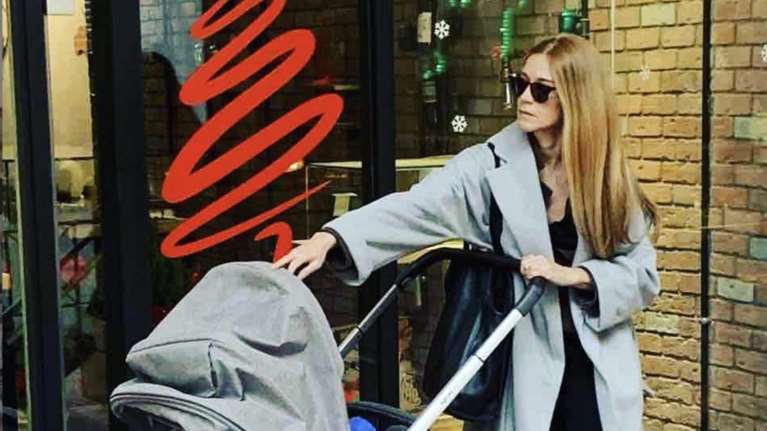 Λένα Παπαληγούρα - Ιωάννα Παππά: Βόλτα με τους γιους τους [εικόνα]