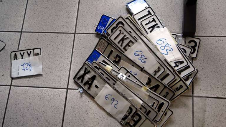 Παράταση ως 15 Ιανουαρίου για τέλη κυκλοφορίας και κατάθεση πινακίδων