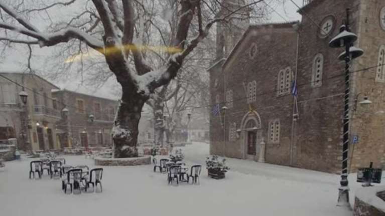 Στα λευκά και ο Κοσμάς Κυνουρίας - Μαγική ορεινή Πελοπόννησος [εικόνες]