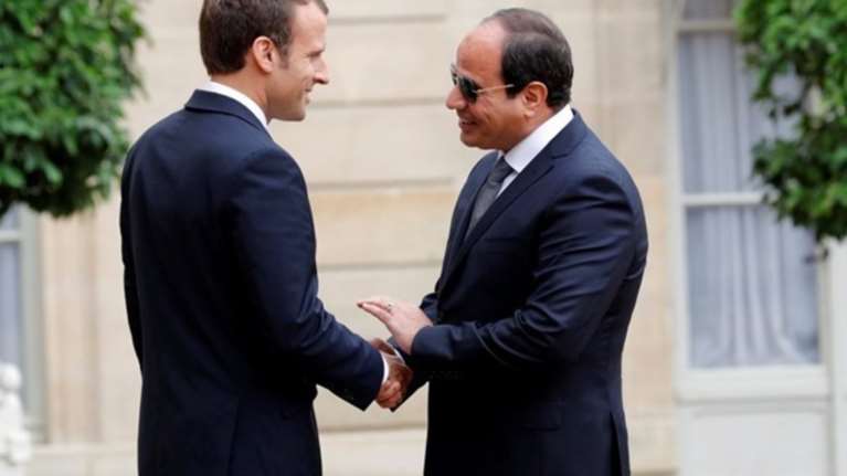 Μακρόν - Σίσι: Κίνδυνος στρατιωτικής κλιμάκωσης στη Λιβύη