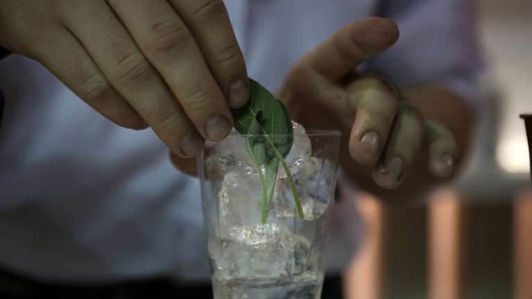 Ποιο λάθος κάνετε με το ποτό και μεθάτε