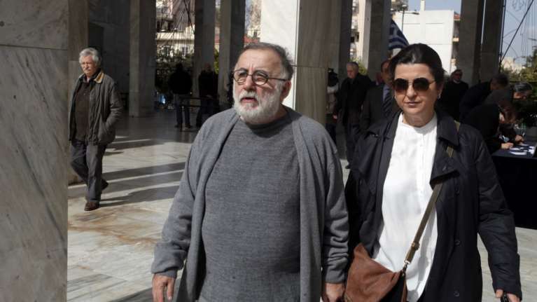 Η συγκινητική ανάρτηση της συζύγου του Θάνου Μικρούτσικου- Θάλασσα η αγάπη