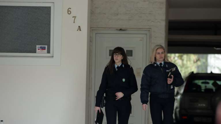 Τραγωδία στην Πεύκη: "Η Δώρα κουβαλούσε τον δικό της σταυρό"