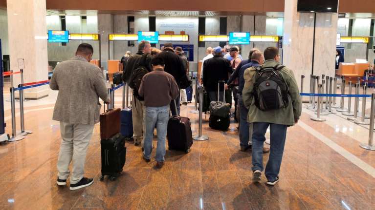 Δολοφονία Σουλεϊμανί: Αμερικανοί πολίτες εγκαταλείπουν άρον άρον το Ιράκ