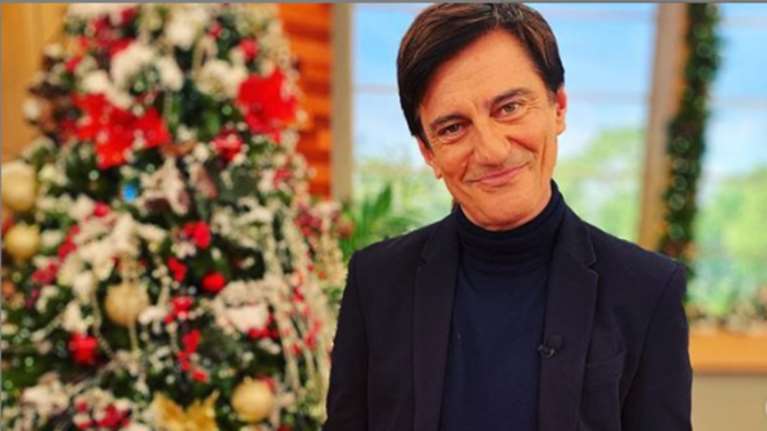 Θοδωρής Κουτσογιαννόπουλος: Η σπάνια φωτογραφία από το vintage σαλόνι του